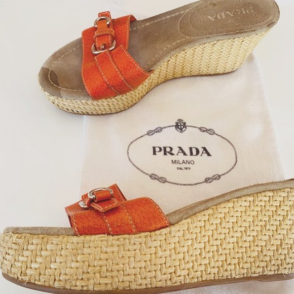 🍊 Orange colored Prada Wicker Open Toed Wedges - Picture 2 of 16